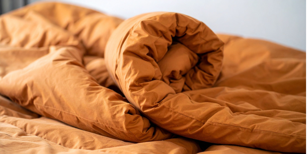 <h2>Beautiful Bedding</h2><h2><span style="text-decoration:underline">Mattresses, Sheets, Pillows & More!</span></h2>