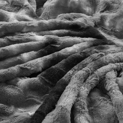 Dreamz Luxury Tie-dyed Blanket Grey 152cm x 203 cm-1954802367035740163
